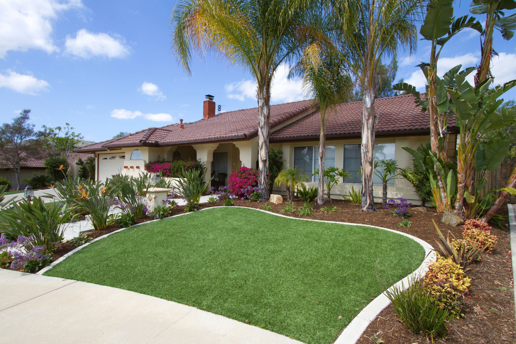Synthetic Lawn Installation Home Florida PUP Pavers Turf
