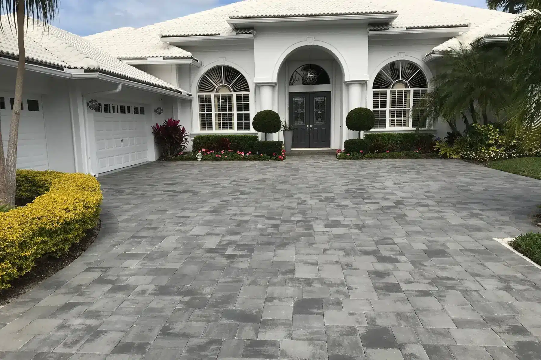 Driveway Paver Installation Luxury Home Pavers and Turf Florida