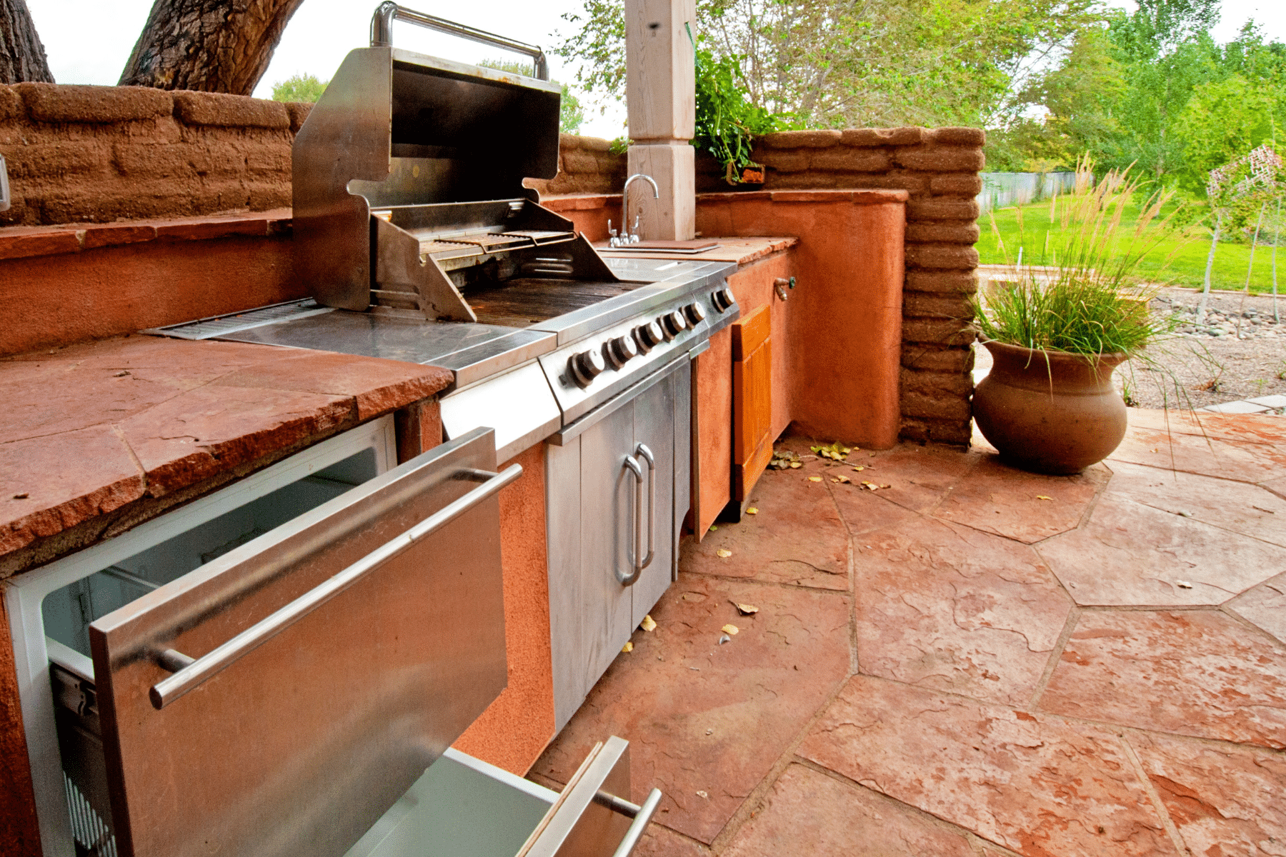 Outdoor Kitchen Paver Installation Red Brown Paver PUP Pavers and Turf Florida