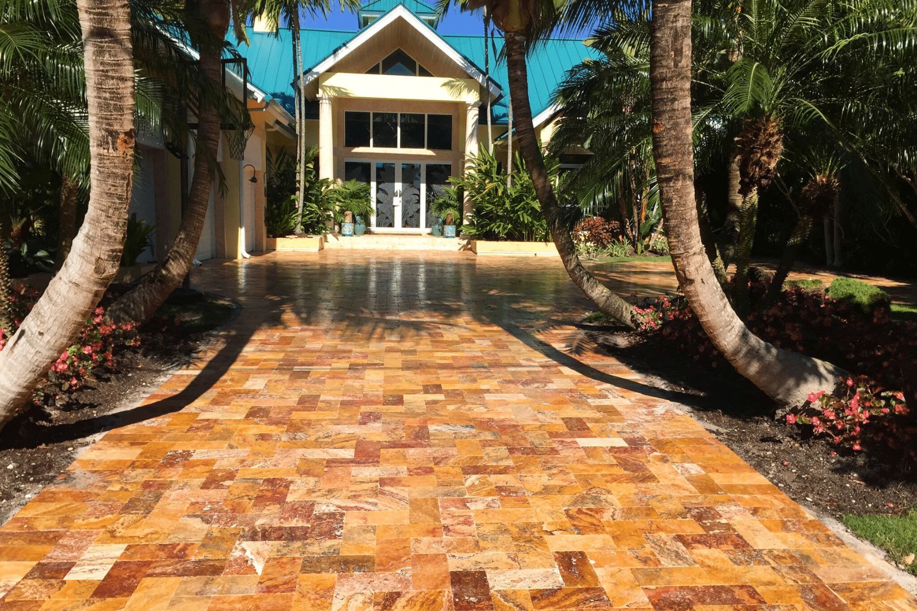 Travertine Pavers Driveway Pup Pavers and Turf Florida
